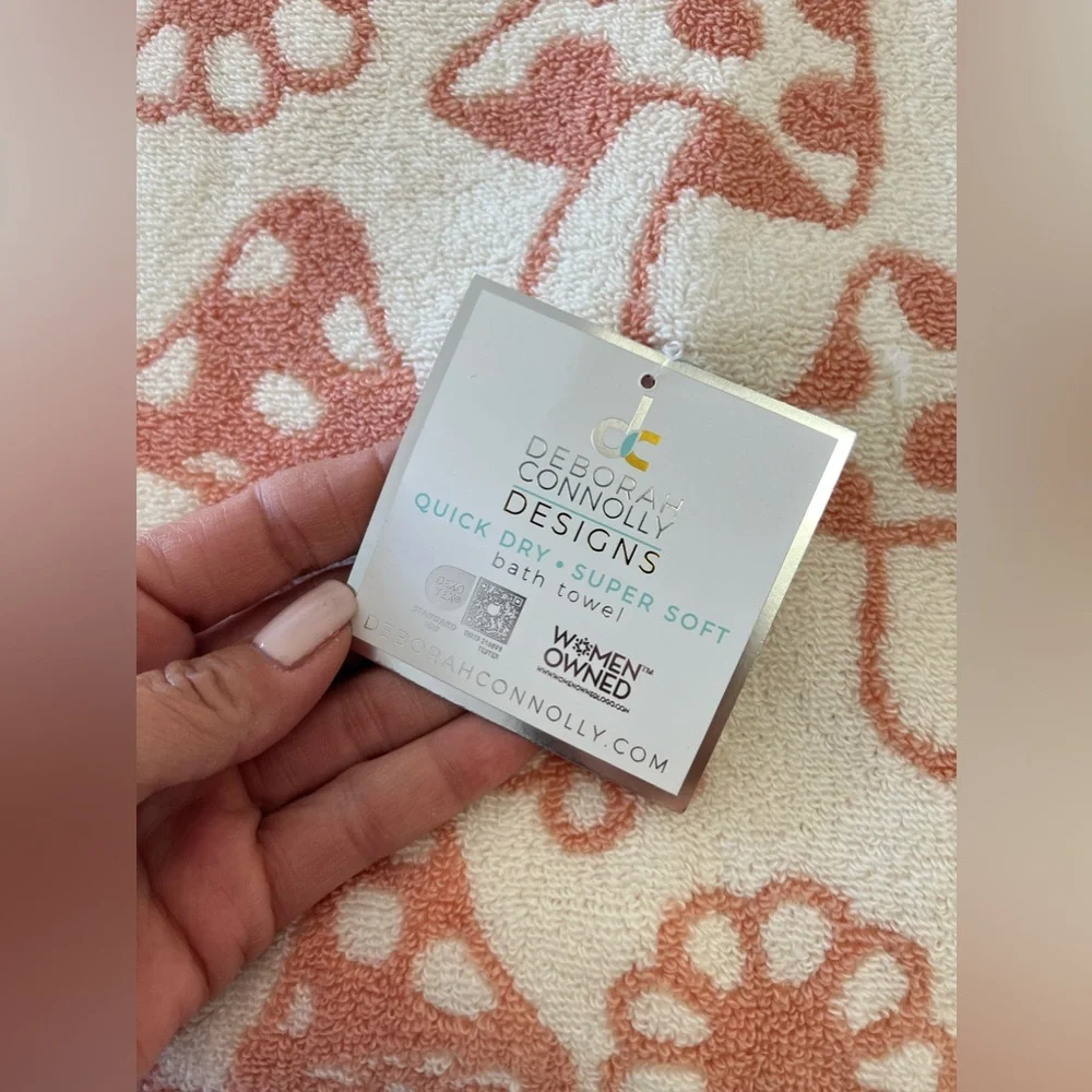 Deborah Connolly | Peach Mushrooms Plush Bath Towel | Retro NWT